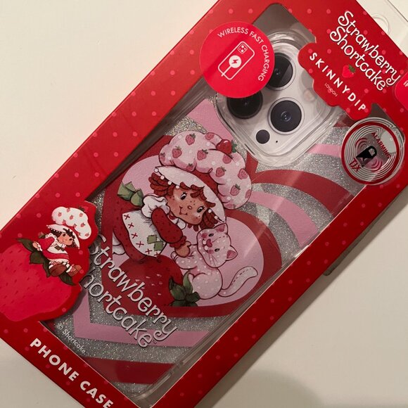 Strawberry Shortcake  iPhone 14 Pro Max (or 13 Pro Max) Case Glitter NWT (e/x) - Picture 1 of 9